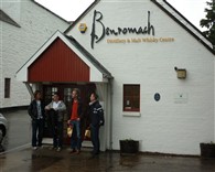 Mats, Marcus, Peter F och H&aring;kan utanf&ouml;r Benromach