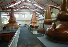 Kopparpannorna p&aring; Glenfarclas
